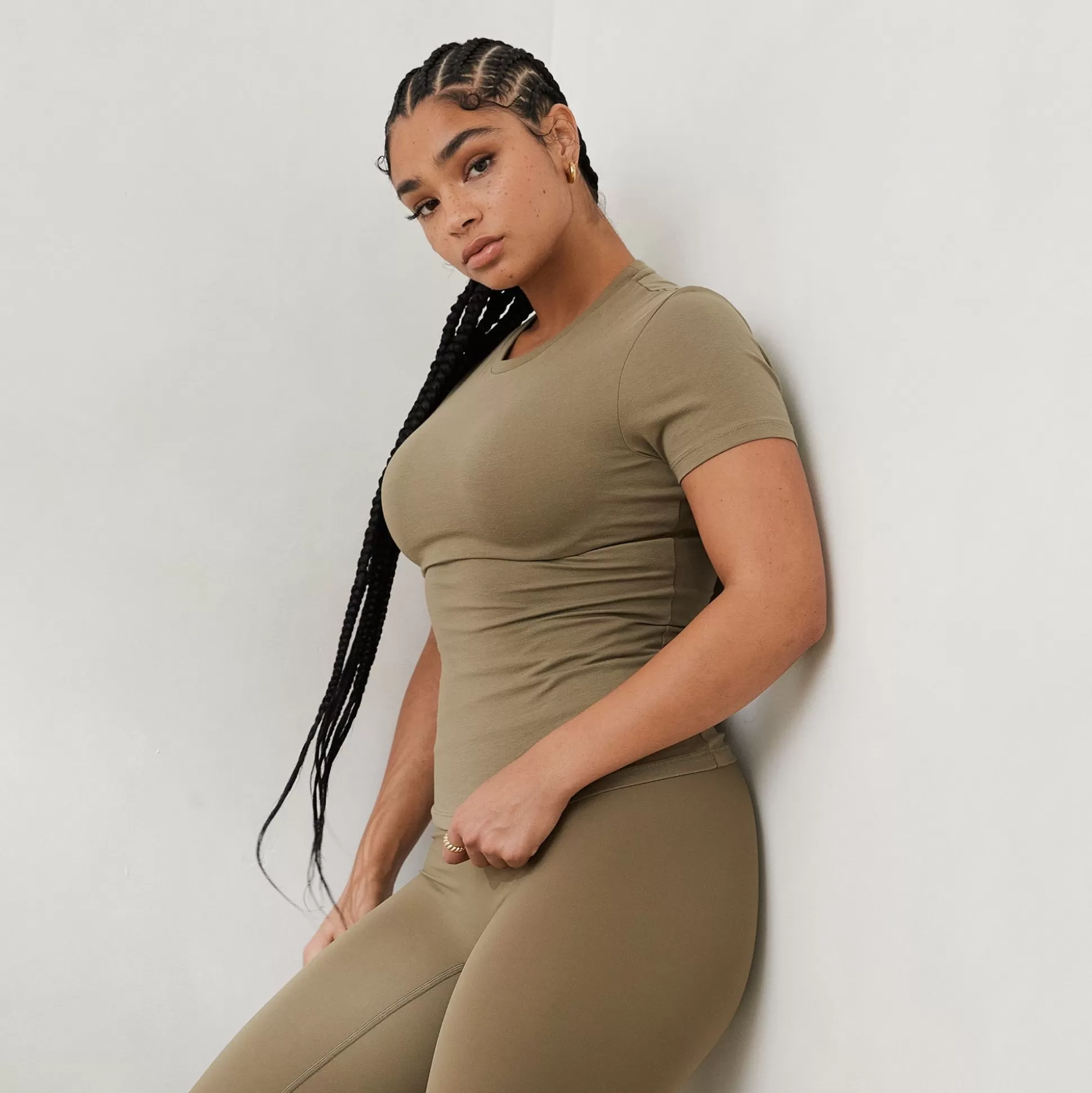 Online Lounge Underwear Essential Short Sleeve Fitted T-Shirt Olive